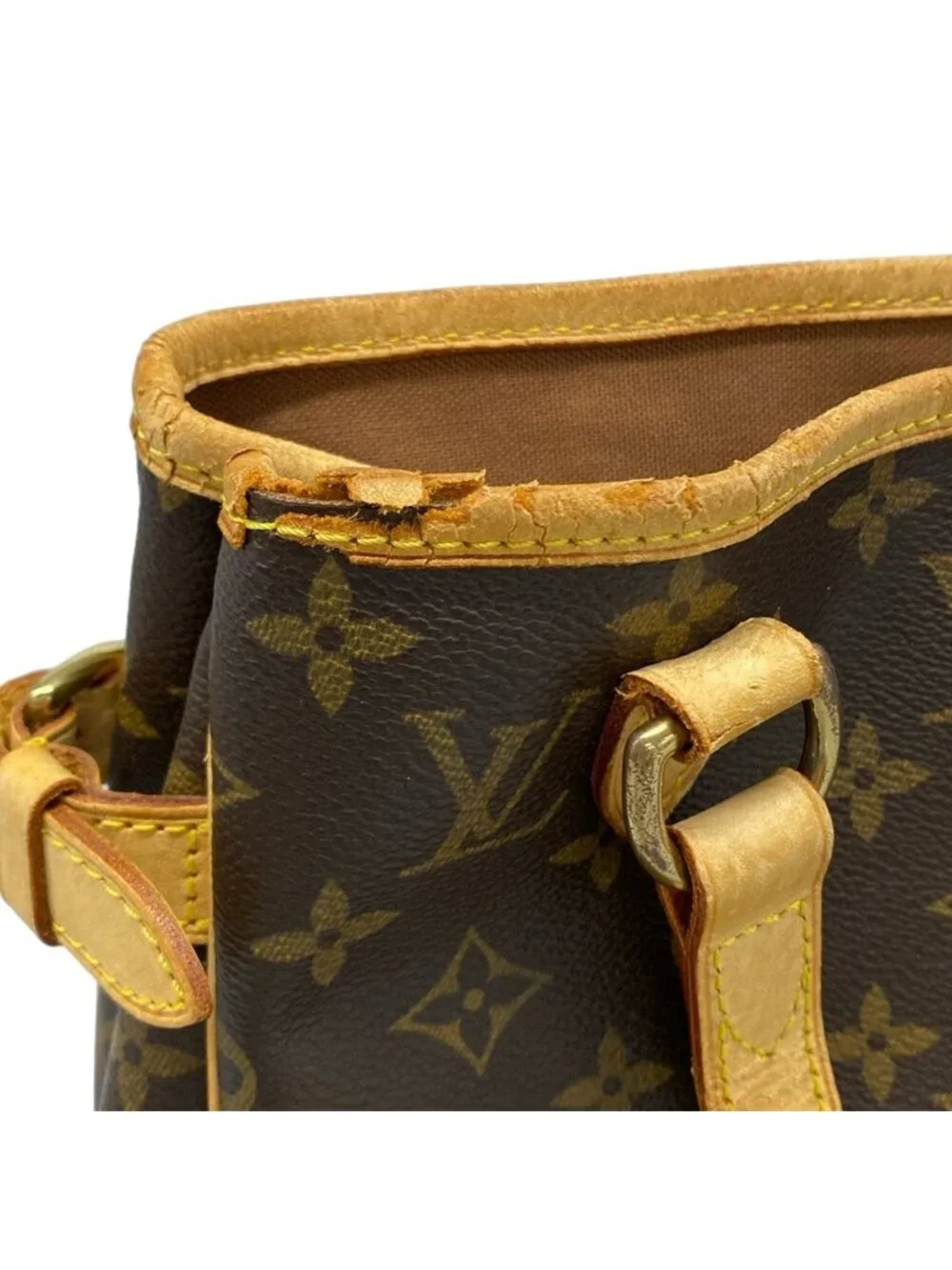 Louis Vuitton changes off